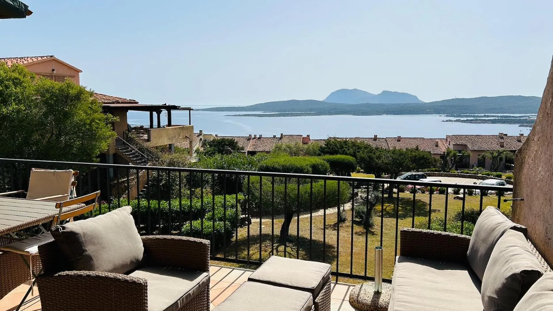 Ladunia Residence Porto Rotondo - Terrace, Swimming Pool, Sea View 0*,