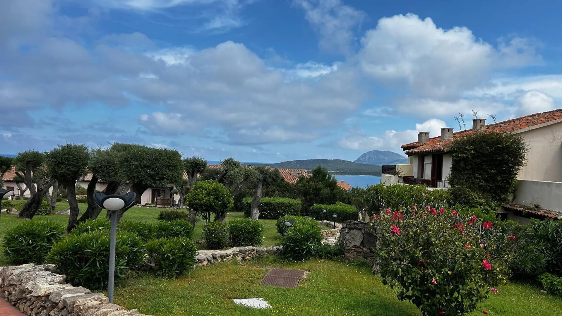 Hotel apartamentowy Ladunia Residence Porto Rotondo - Terrace, Swimming Pool, Sea View Włochy